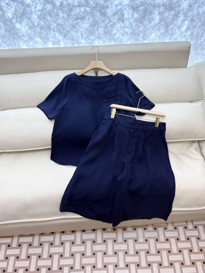 Loro Piana Short Suits UrbanStyle 153078