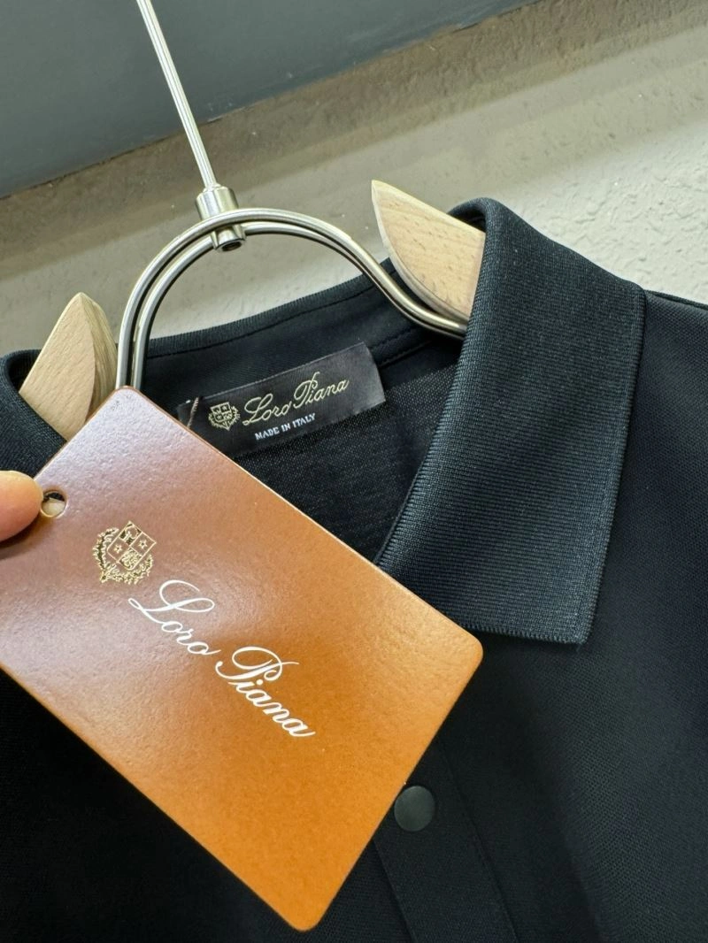 Chic Loro Piana T-Shirts 162726