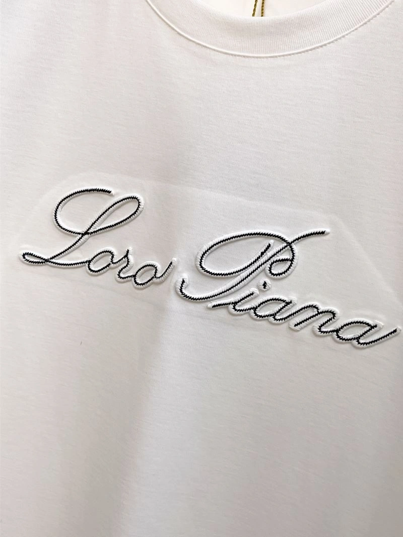 Loro Piana T-Shirts Sleek 161574