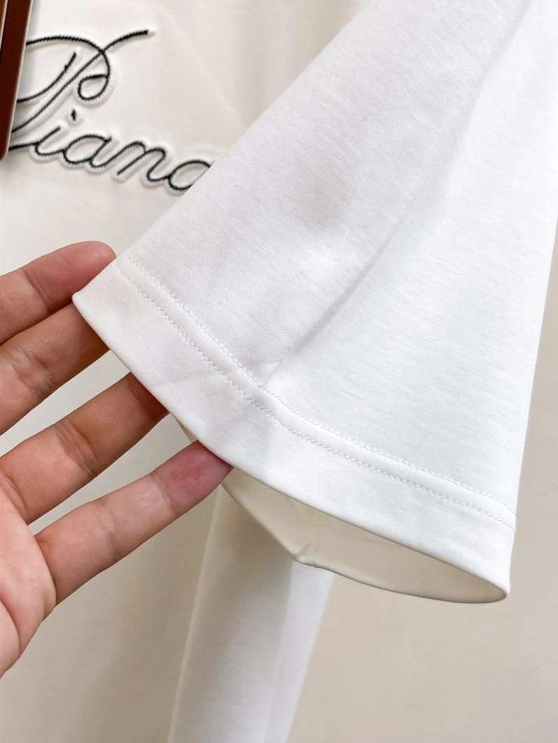 Loro Piana T-Shirts Sleek 161574