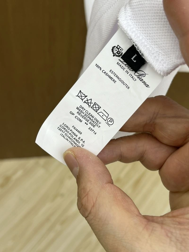 Loro Piana T-Shirts SmartChoice 161498