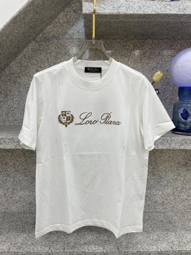 Loro Piana T-Shirts Contemporary 161490