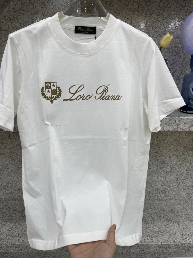 Loro Piana T-Shirts Contemporary 161490