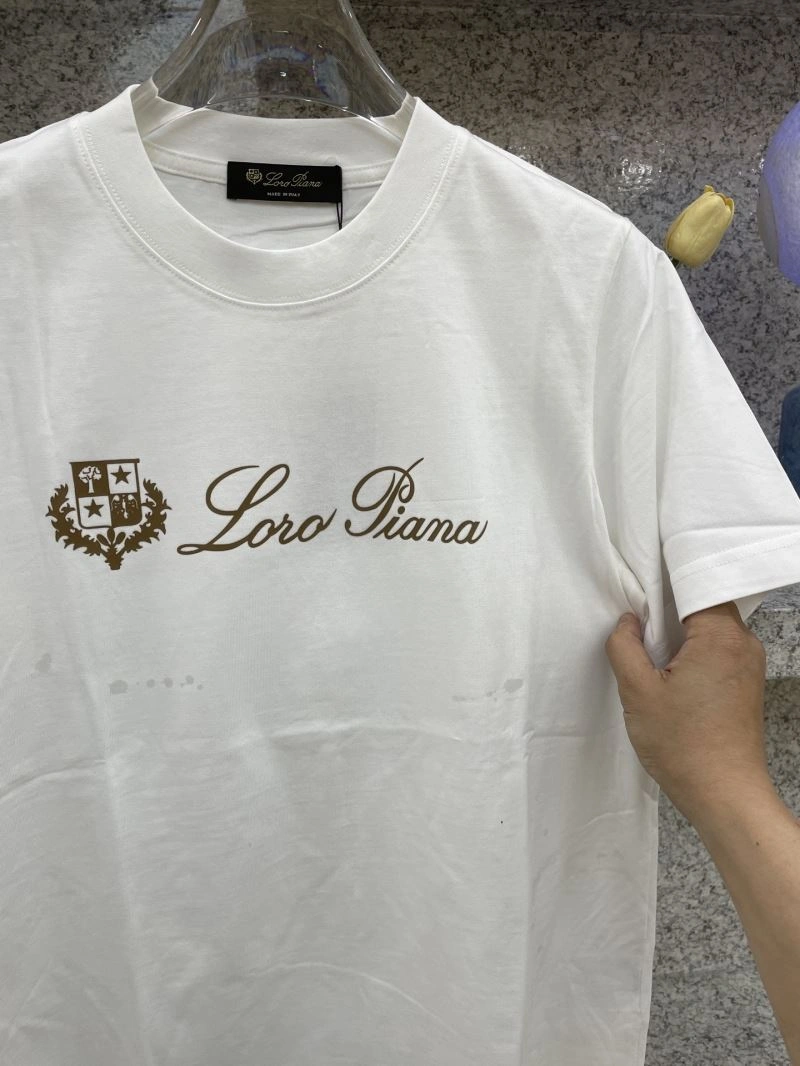 Loro Piana T-Shirts Contemporary 161490