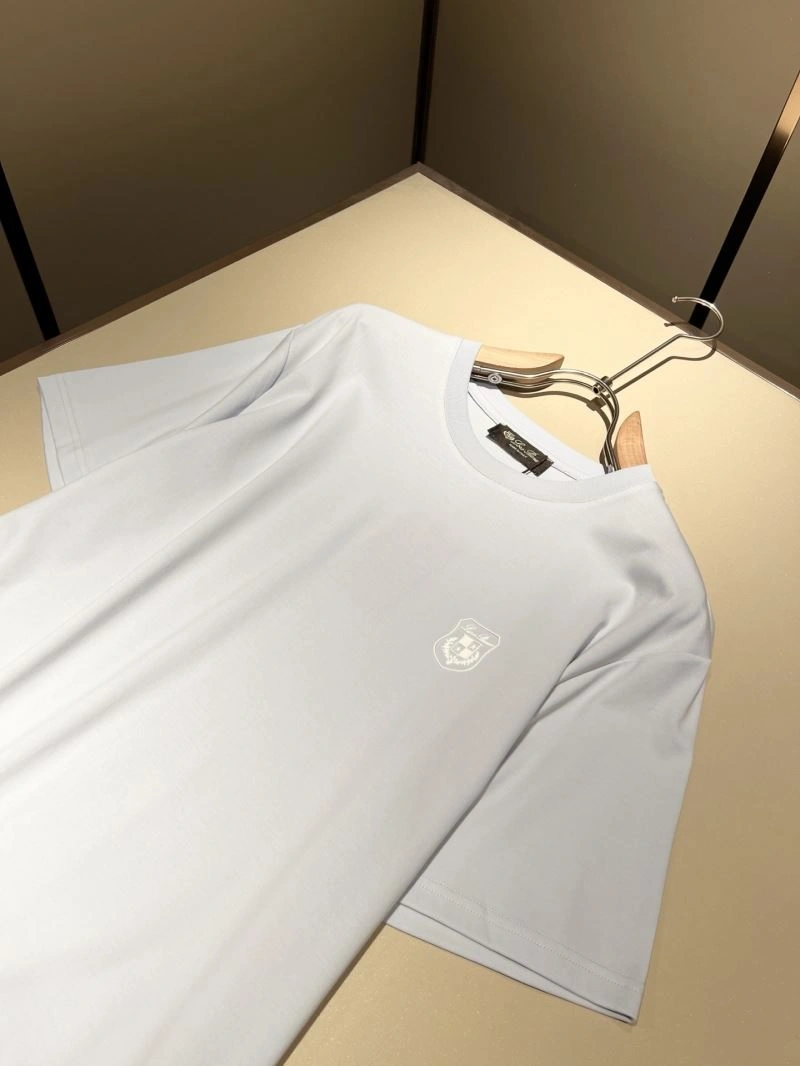 Loro Piana T-Shirts Chic 161477
