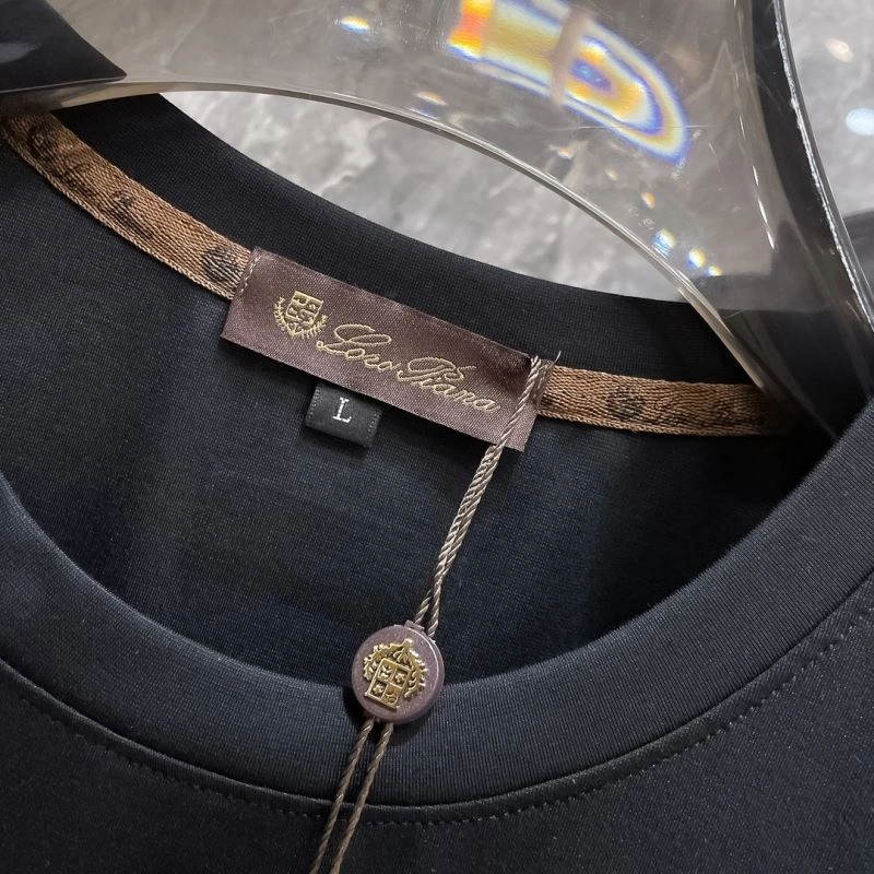 Snug Loro Piana T-Shirts 161462