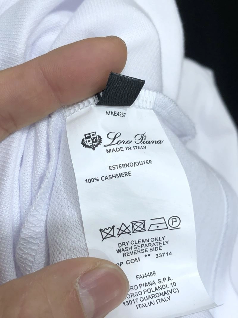 Loro Piana T-Shirts Contemporary 160254
