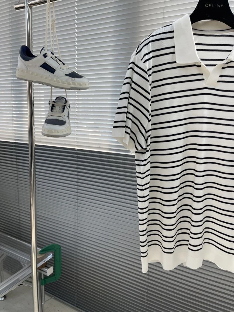 UrbanChic Loro Piana T-Shirts 159166