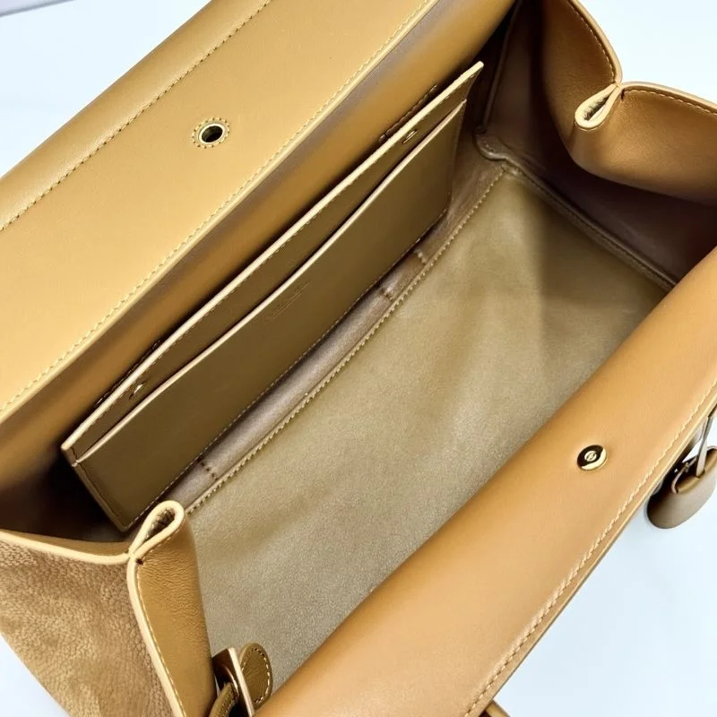 Casual Loro Piana Top Handle Bags 44112