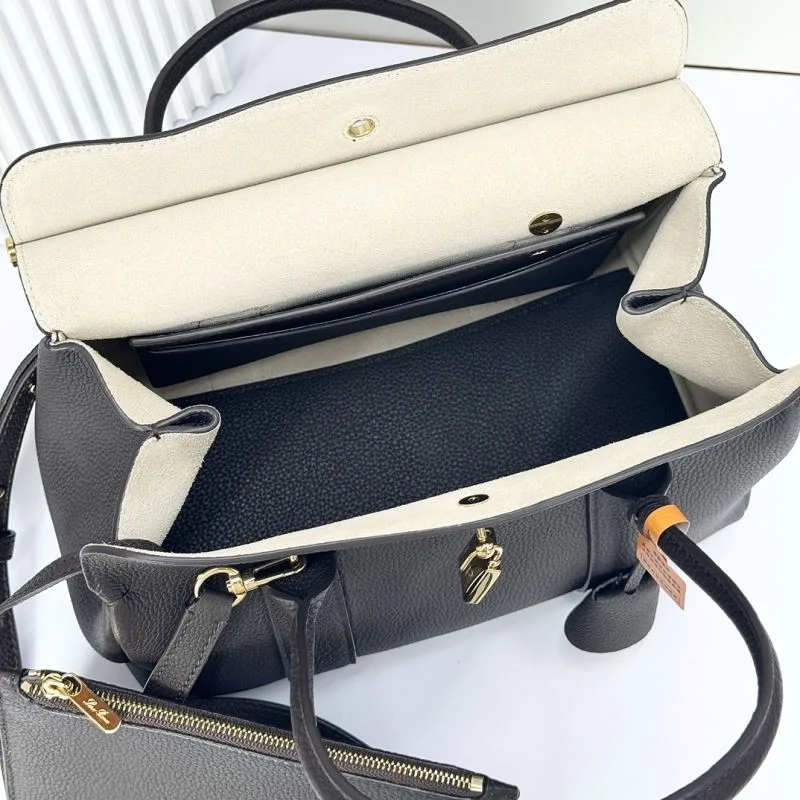 Fashionable Loro Piana Top Handle Bags 44104