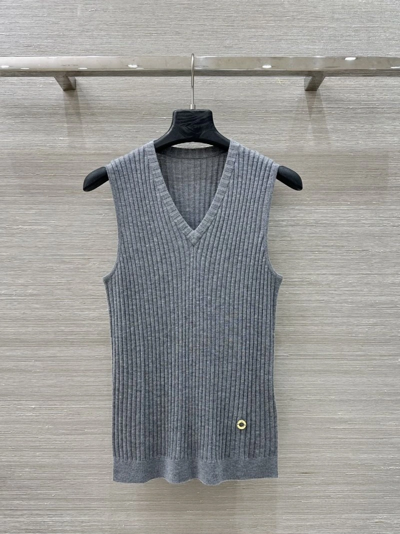 Versatile Loro Piana Vest 151504