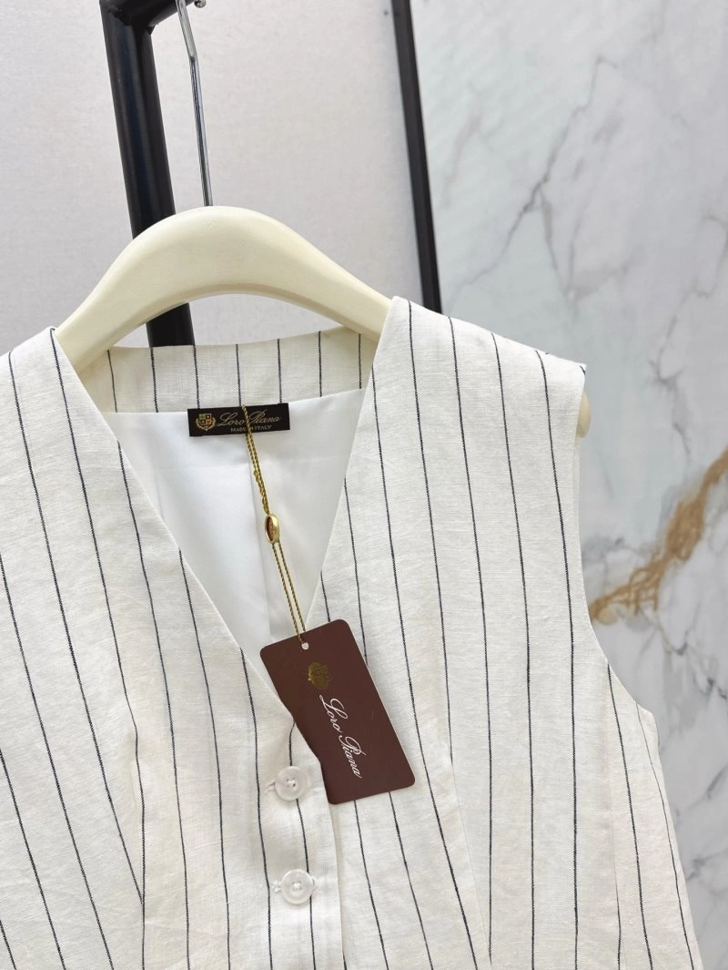 Loro Piana Vest Minimalist 149376