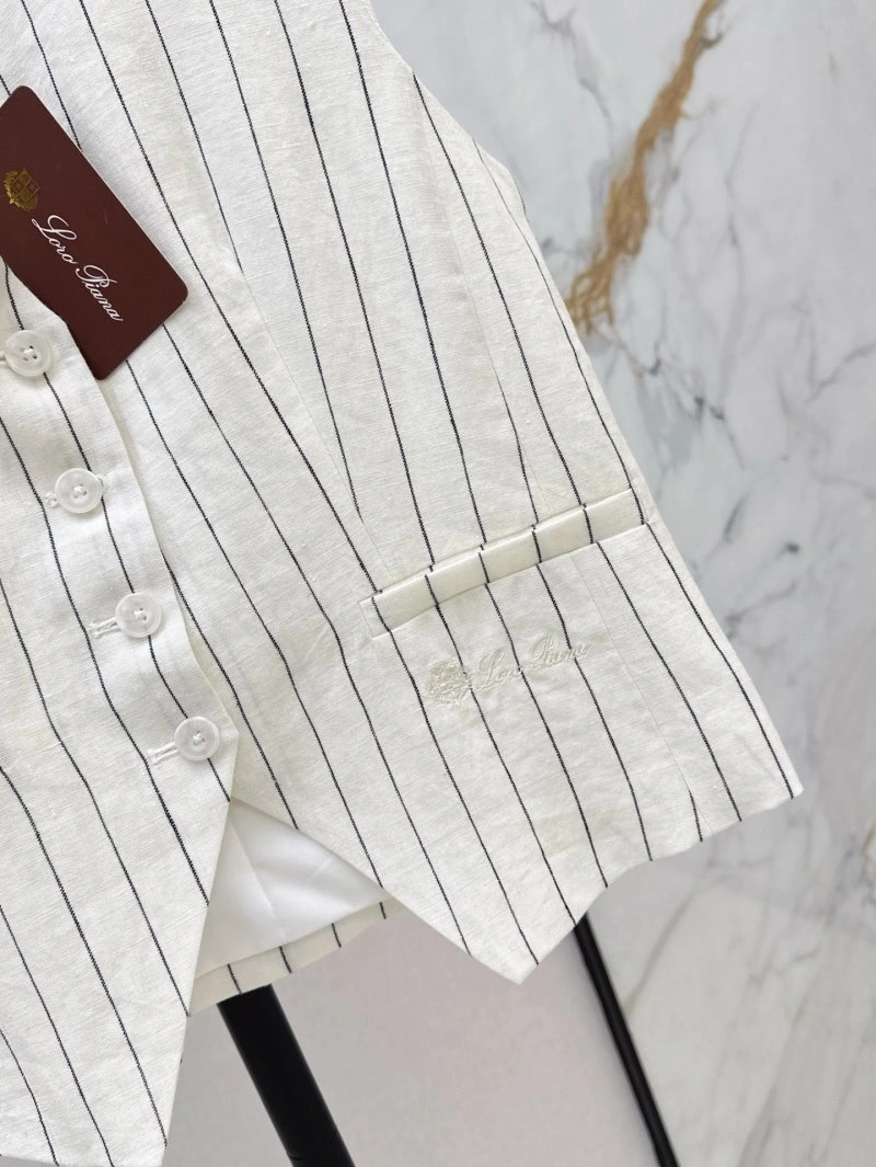 Loro Piana Vest Minimalist 149376