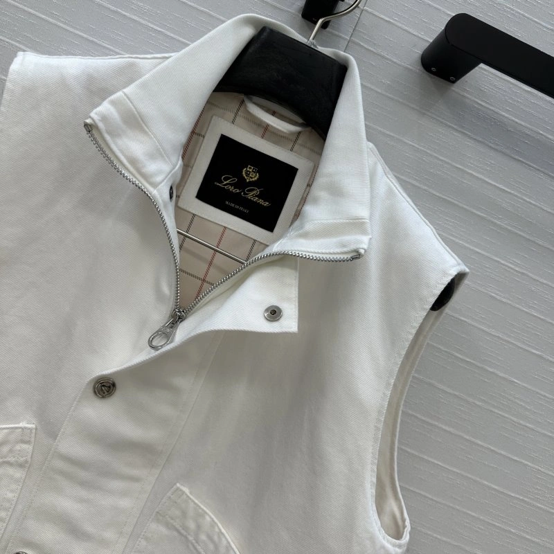 Seasonal Loro Piana Vest 154688