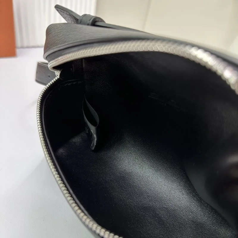 Loro Piana Waist Chest Packs Cozy 49325