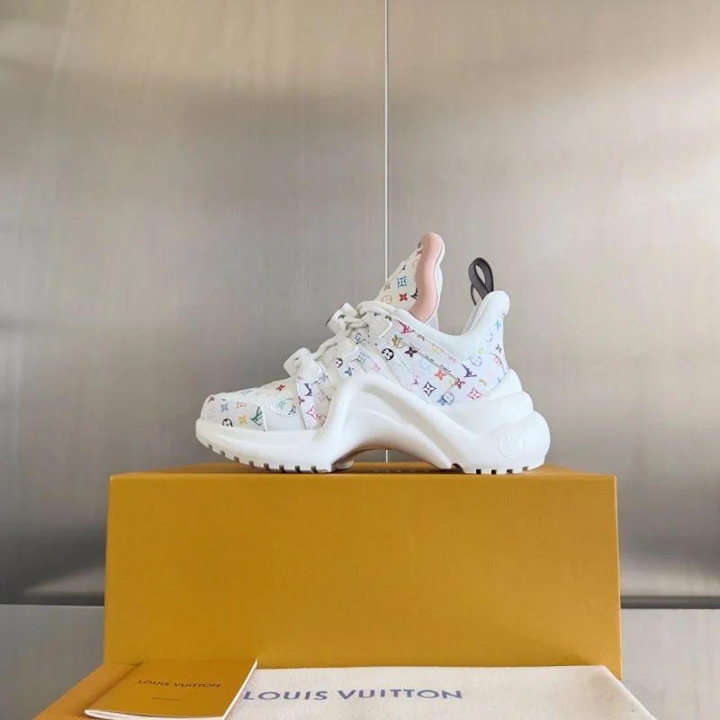 Cozy Louis Vuitton Archlight Shoes 32014