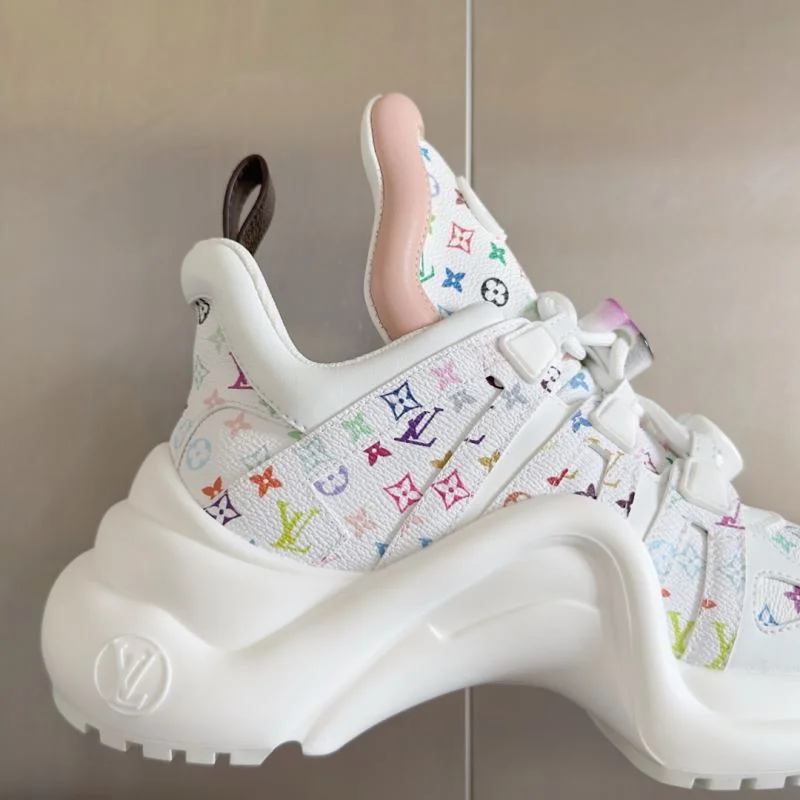 Cozy Louis Vuitton Archlight Shoes 32014