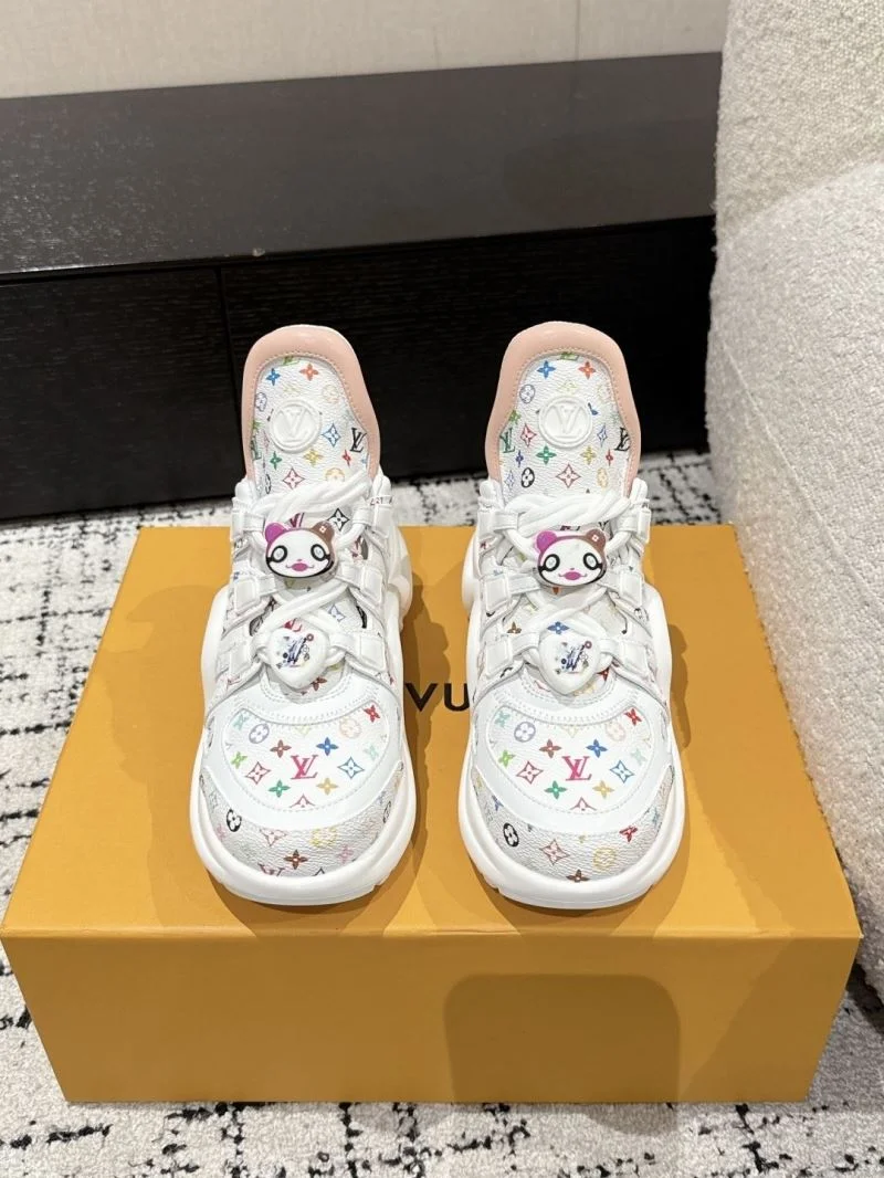 Unisex Louis Vuitton Archlight Shoes 33355