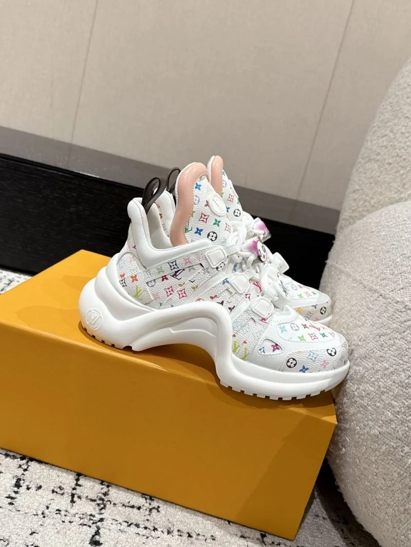 Unisex Louis Vuitton Archlight Shoes 33355