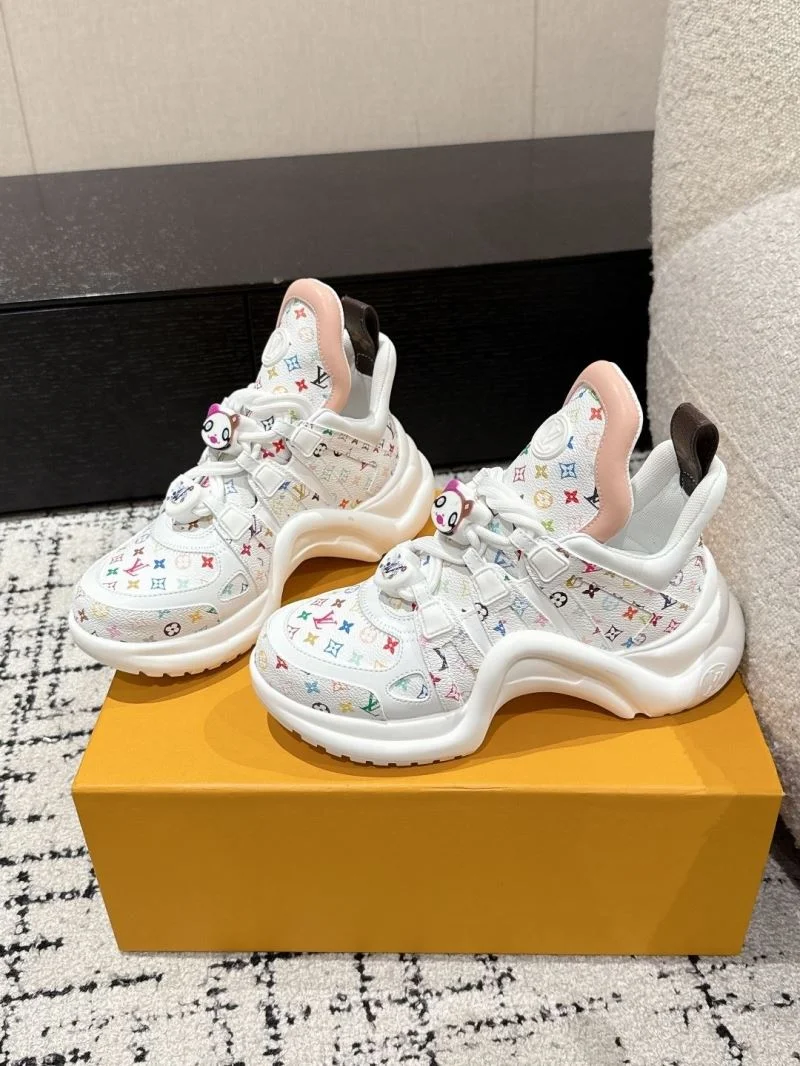 Unisex Louis Vuitton Archlight Shoes 33355