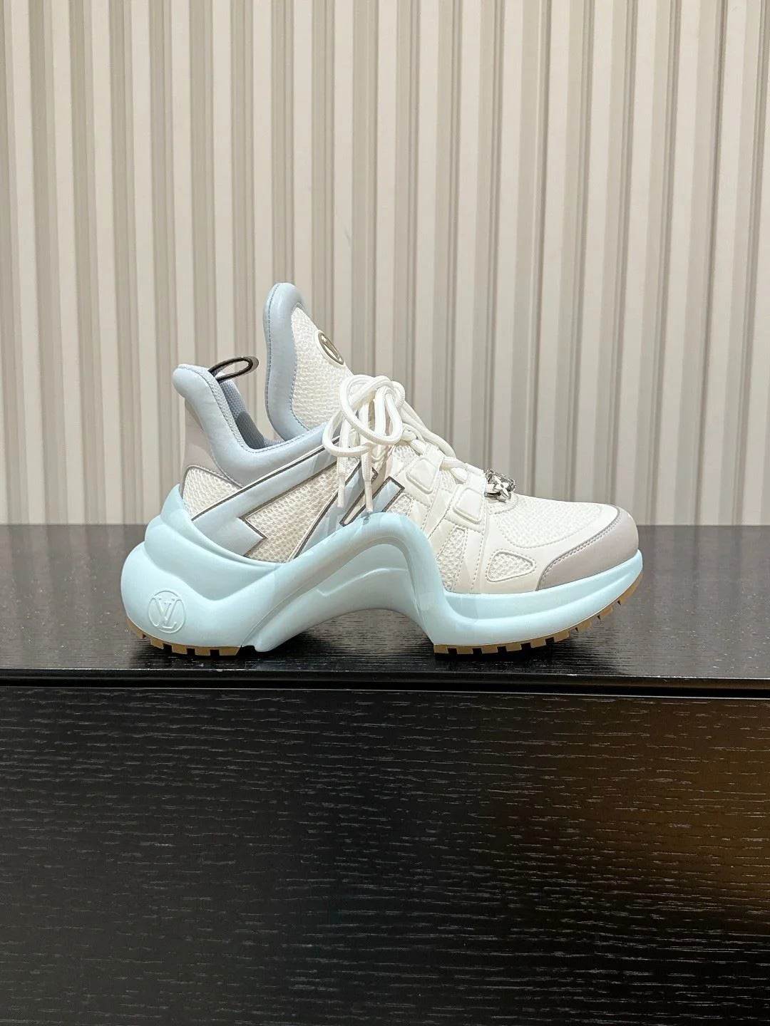 Louis Vuitton Archlight Shoes Snug 31324