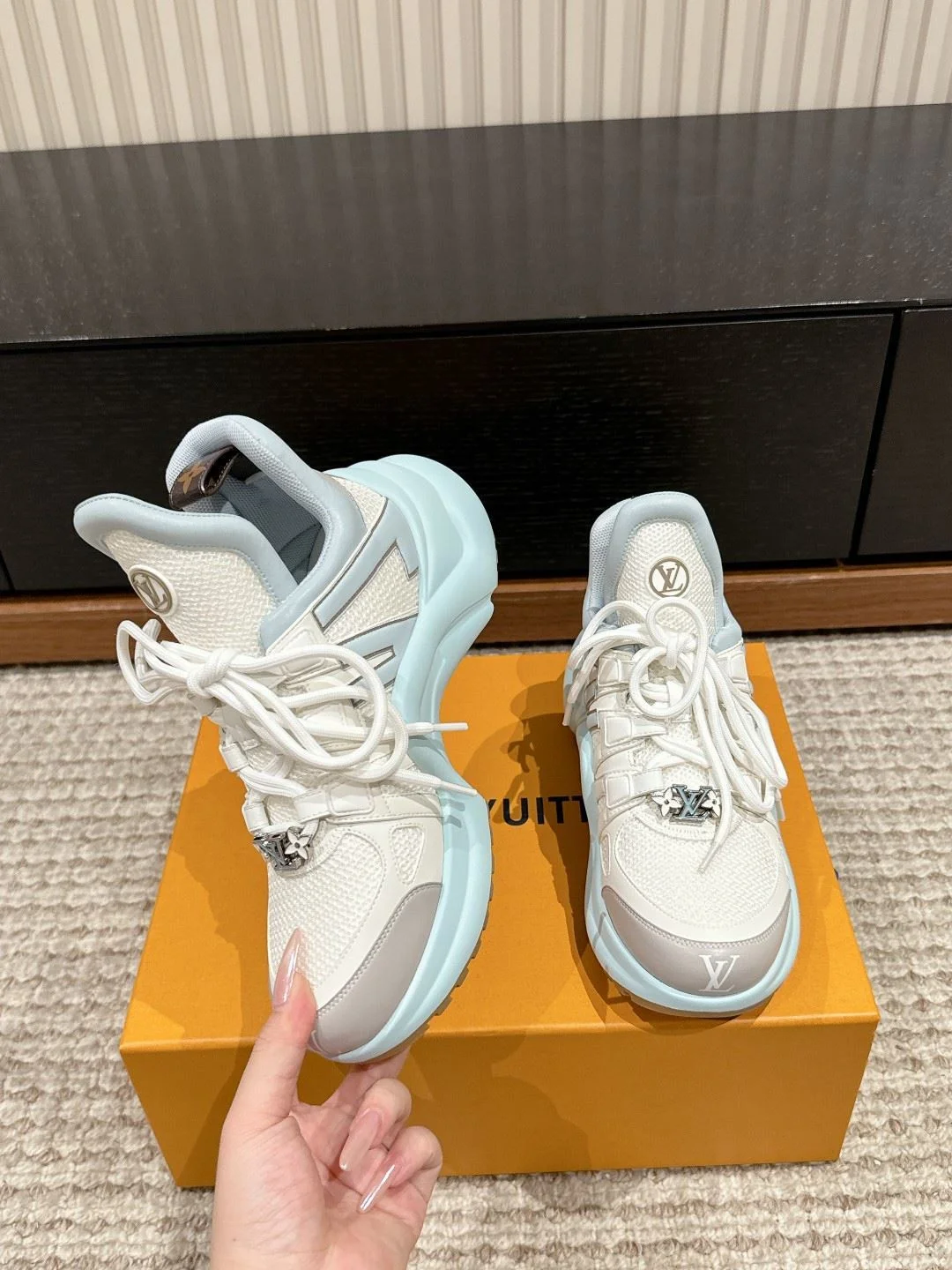 Louis Vuitton Archlight Shoes Snug 31324