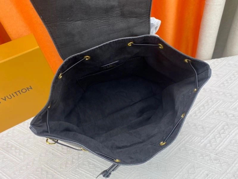 Louis Vuitton Backpacks Sleek 80500