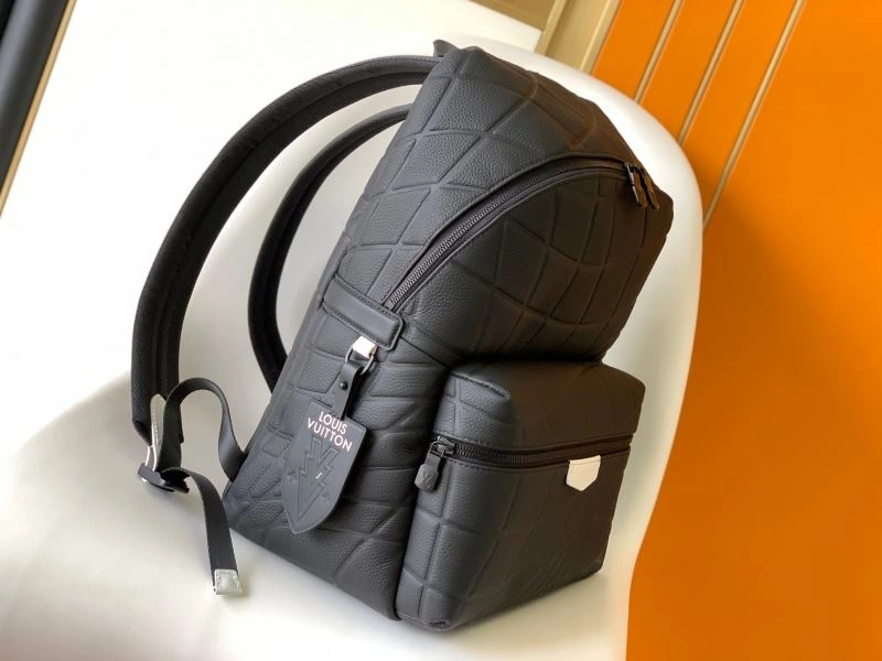 Louis Vuitton Backpacks Resilient 94445