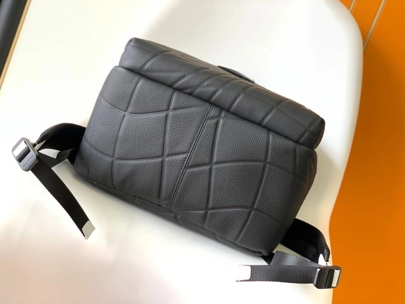 Louis Vuitton Backpacks Resilient 94445