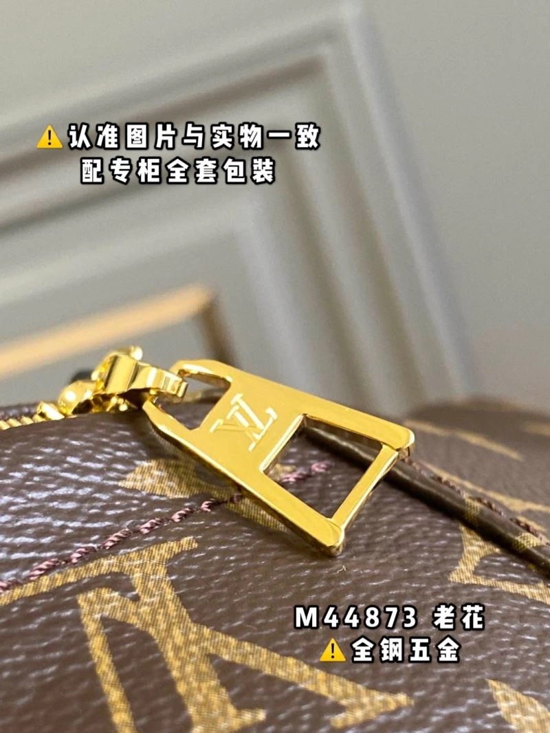 Louis Vuitton Backpacks Minimalist 93982