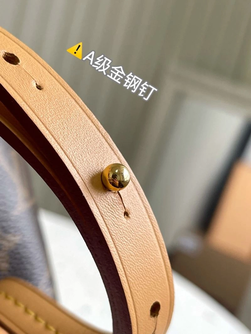 Compact Louis Vuitton Backpacks 93895