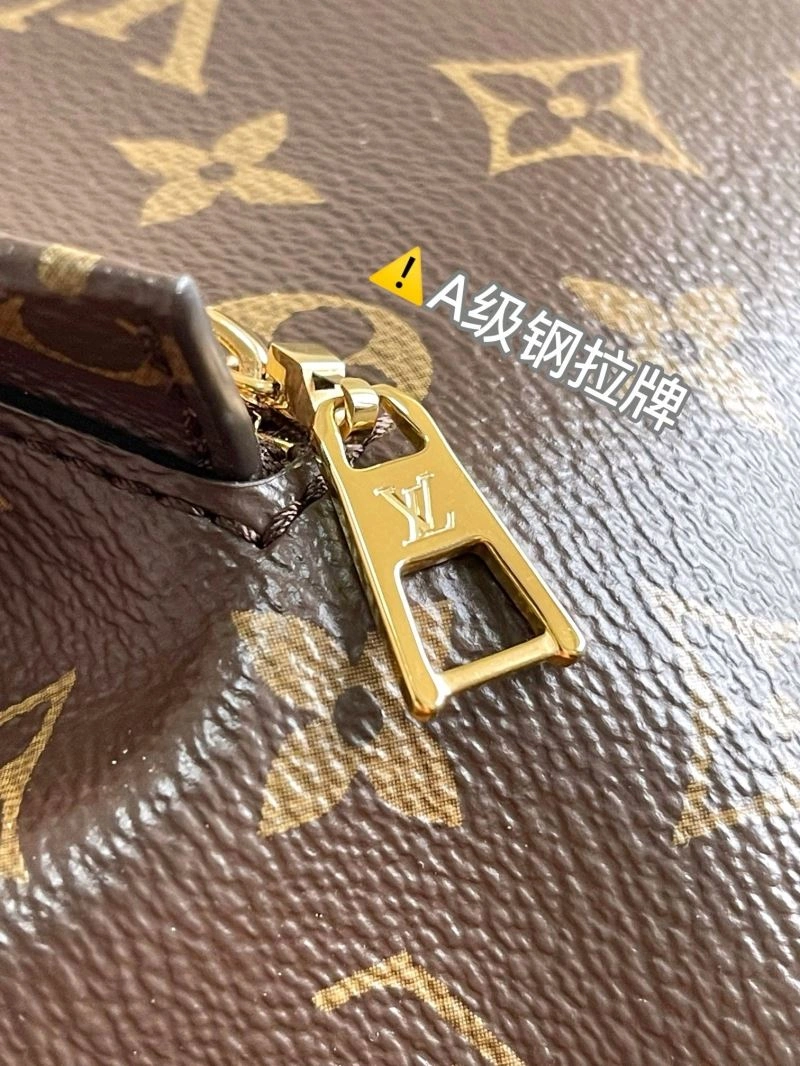 Compact Louis Vuitton Backpacks 93895