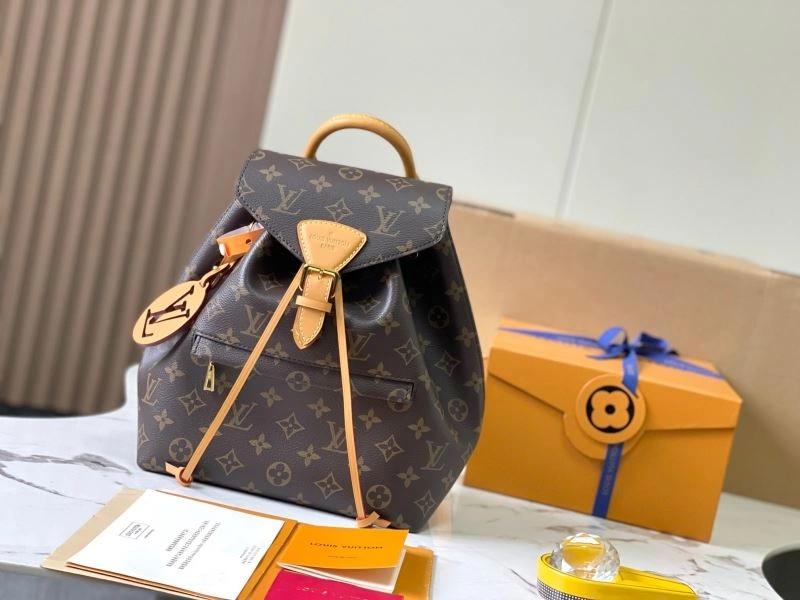 Louis Vuitton Backpacks Minimalist 93690