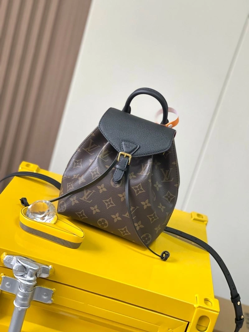 Louis Vuitton Backpacks Bold 93688