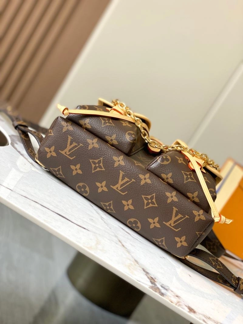Louis Vuitton Backpacks EyeCatching 93685