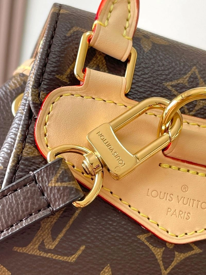 Casual Louis Vuitton Backpacks 93711