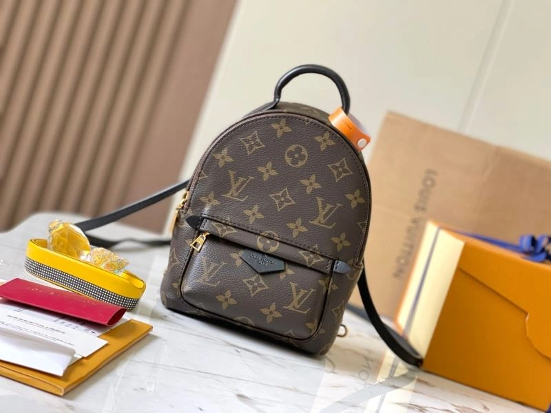 Soft Louis Vuitton Backpacks 93680