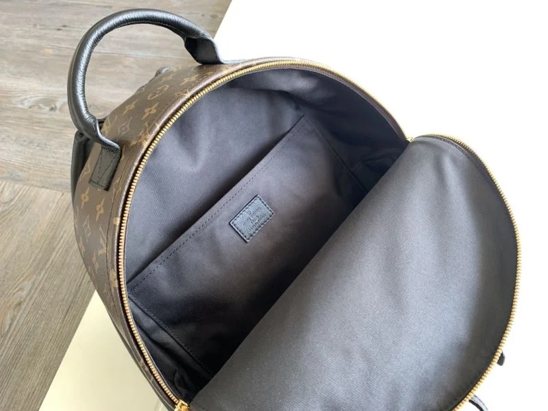 Timeless Louis Vuitton Backpacks 43427