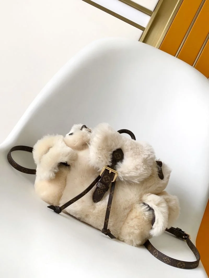Flexible Louis Vuitton Backpacks 43423