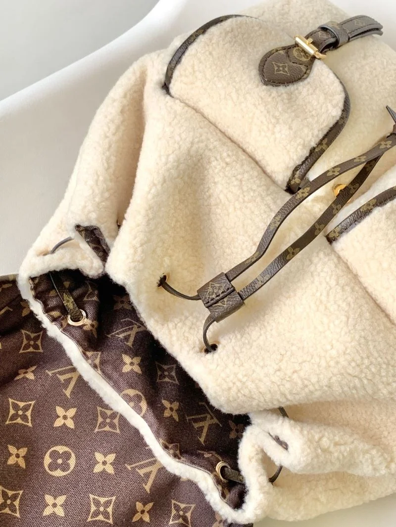 RelaxedFit Louis Vuitton Backpacks 43416