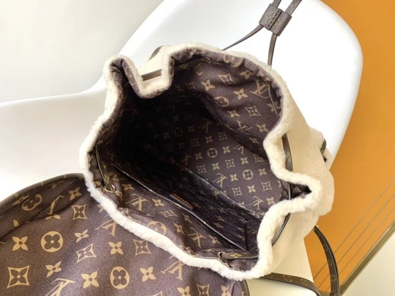 RelaxedFit Louis Vuitton Backpacks 43416