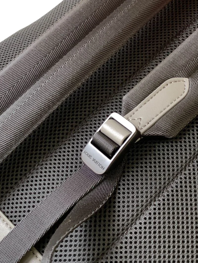 Stretchable Louis Vuitton Backpacks 43415