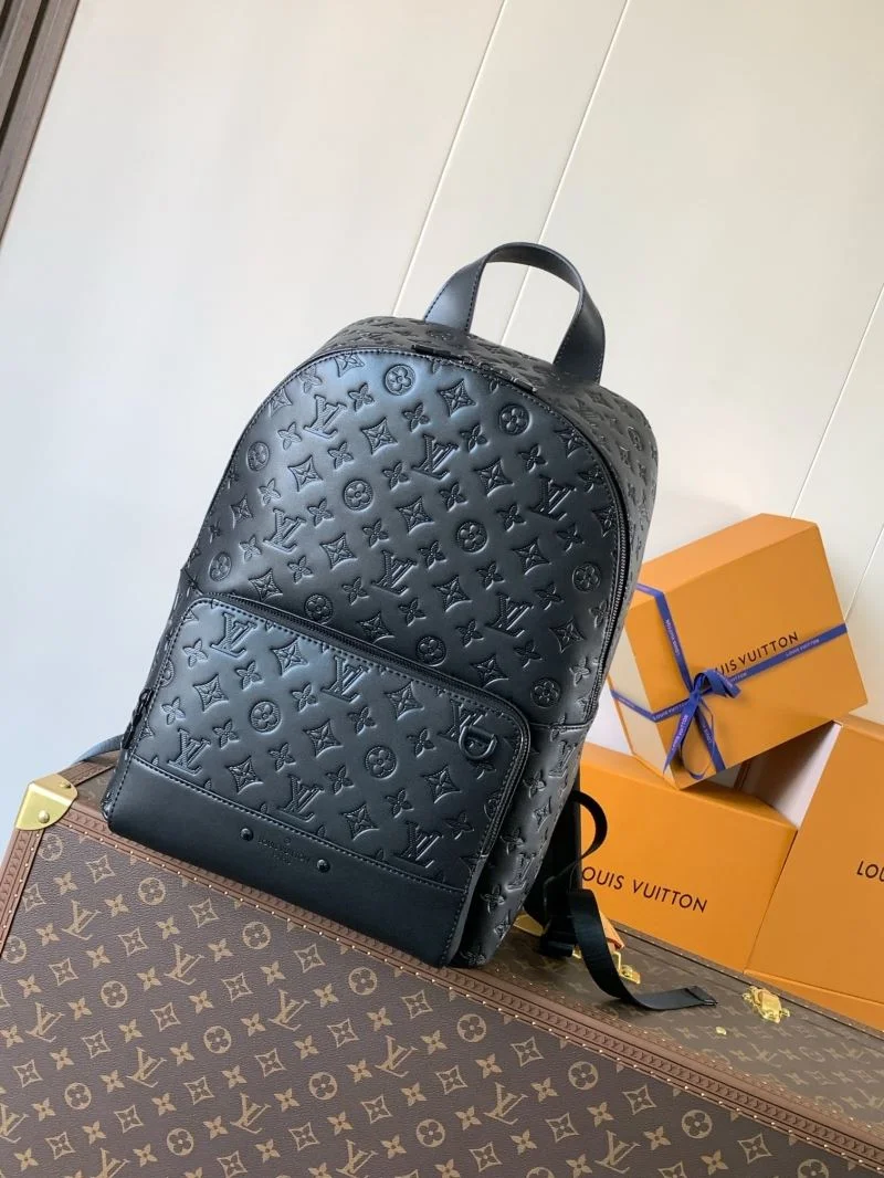 Louis Vuitton Backpacks Minimalist 43401