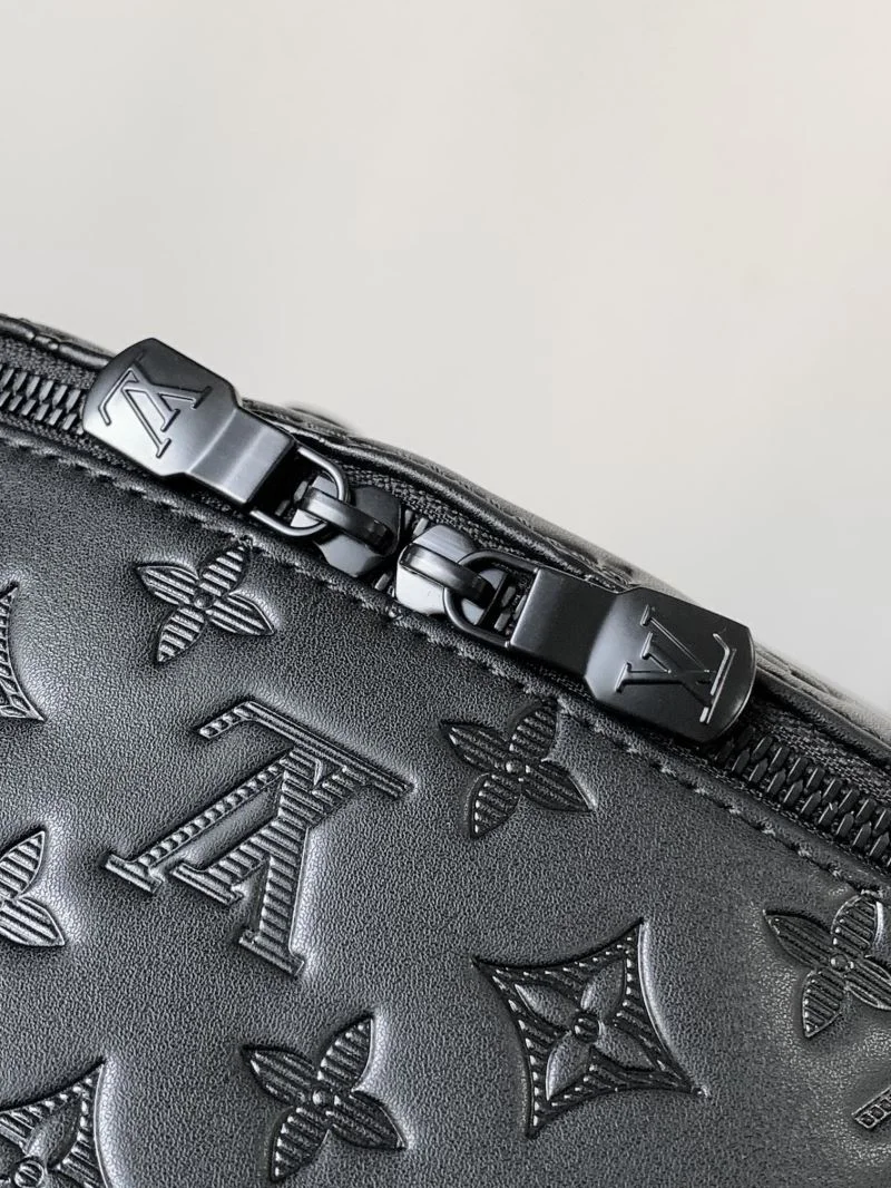 Louis Vuitton Backpacks Minimalist 43401
