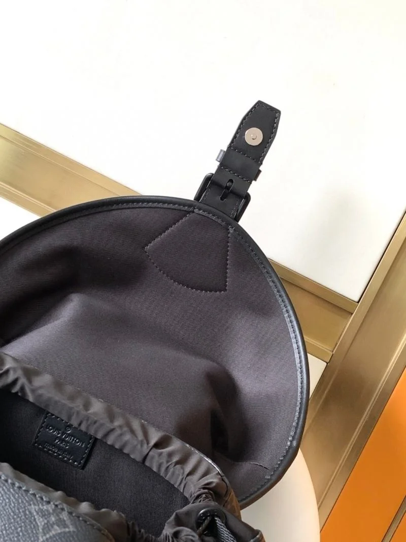 Casual Louis Vuitton Backpacks 43209