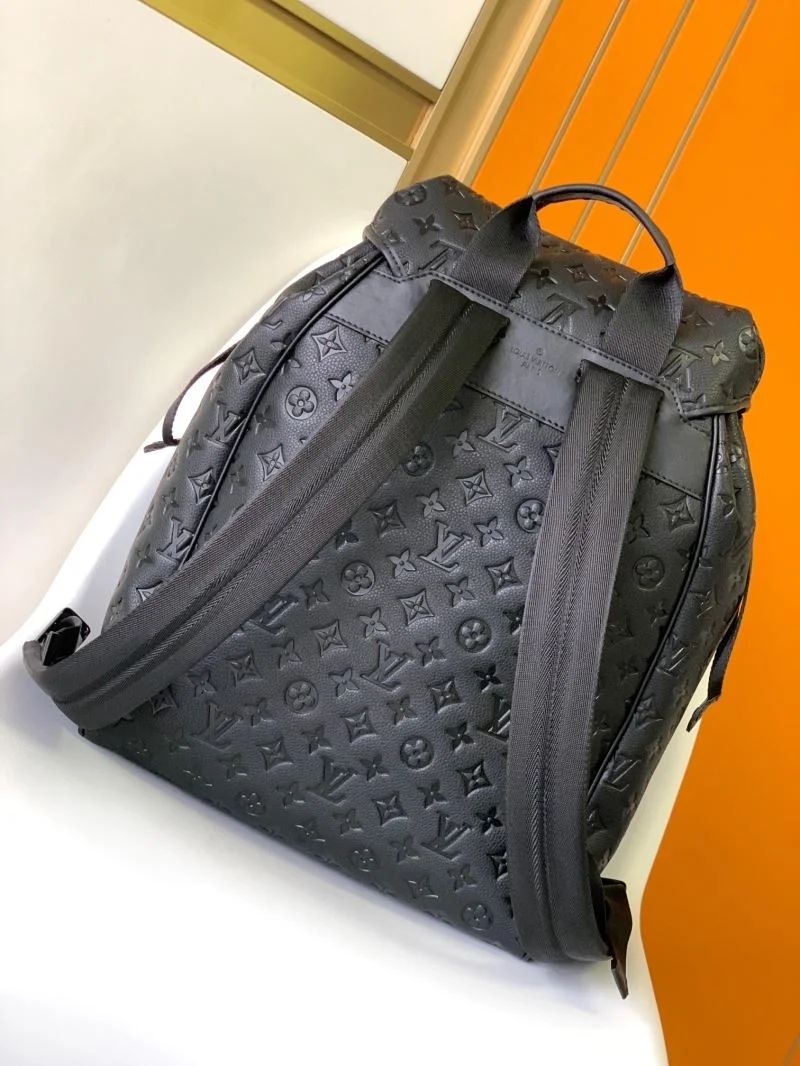 Louis Vuitton Backpacks Chic 43205