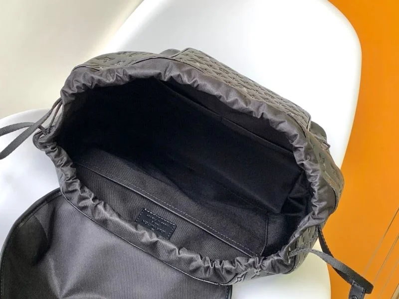Louis Vuitton Backpacks Chic 43205