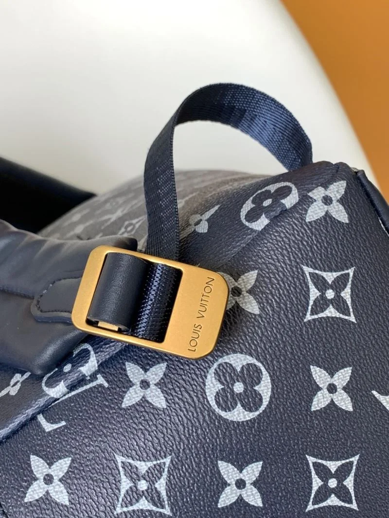 Louis Vuitton Backpacks Youthful 43191