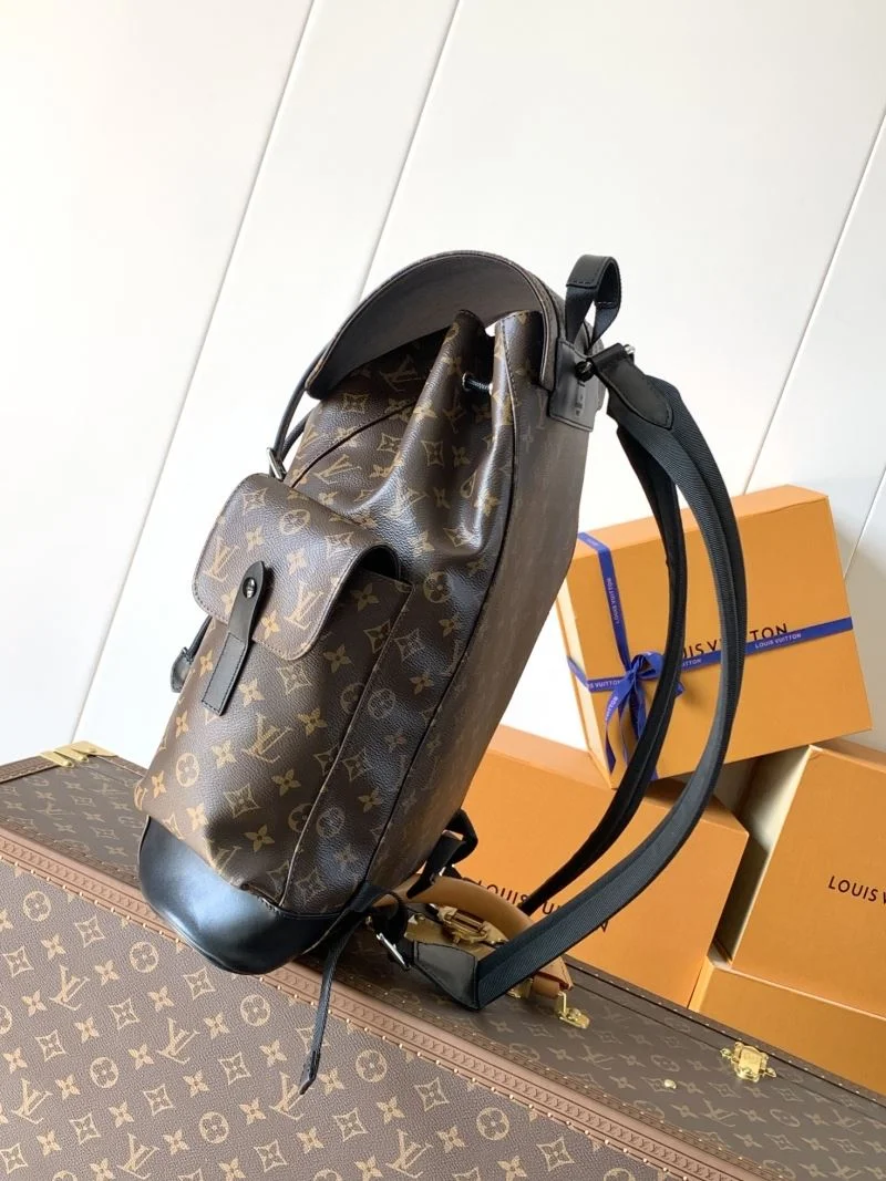 Louis Vuitton Backpacks Youthful 43207