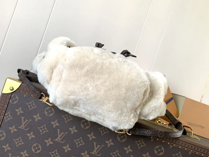 Louis Vuitton Backpacks MoistureWicking 43224